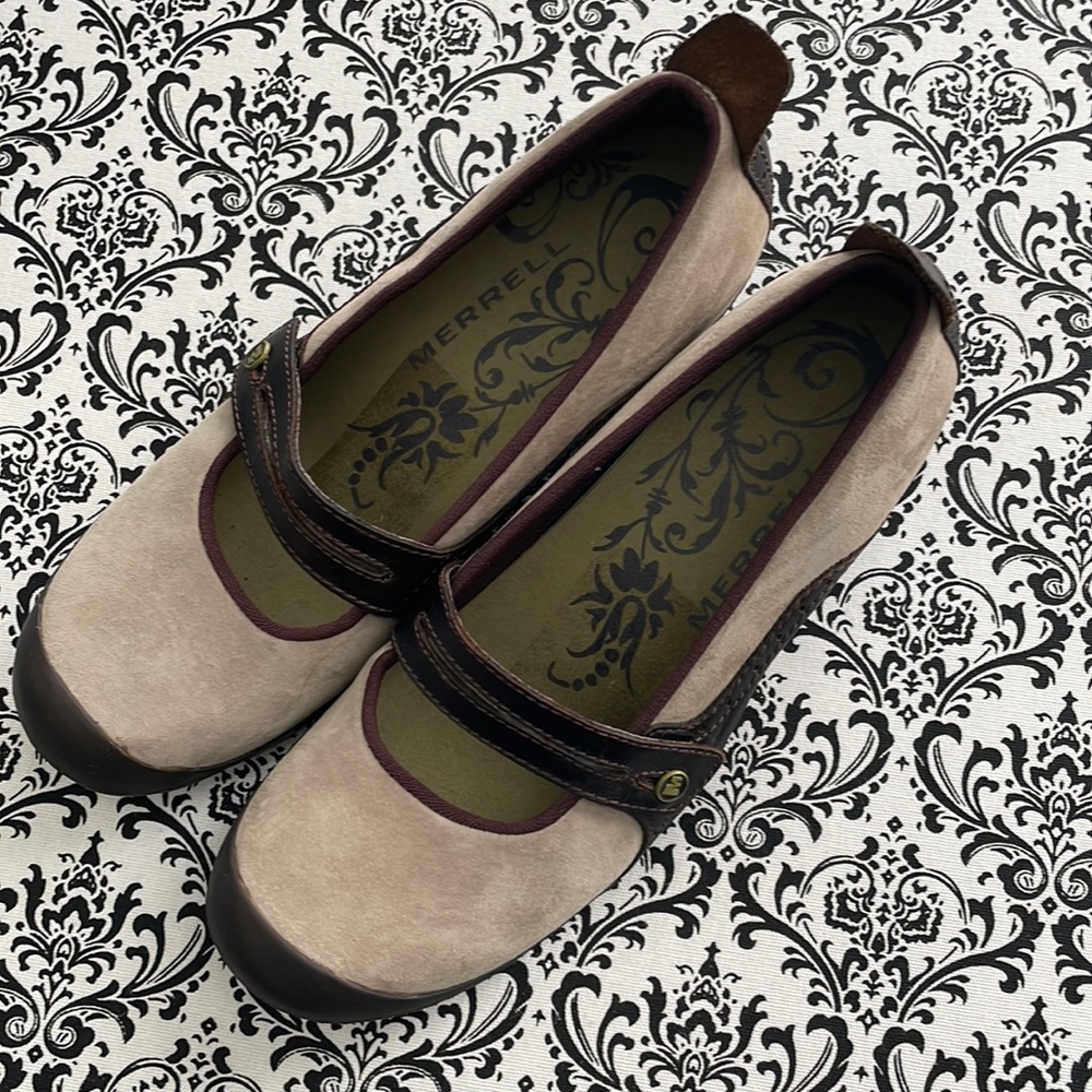 NWOT Merrell Mary Janes